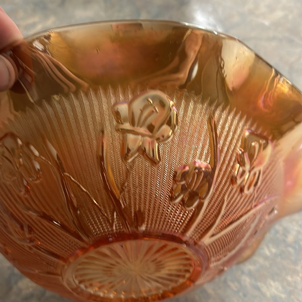 VINTAGE 1950'S MARIGOLD IRIDESCENT CARNIVAL GLASS BOWL - WAVY EDGE PATTERN - Picture 4 of 6